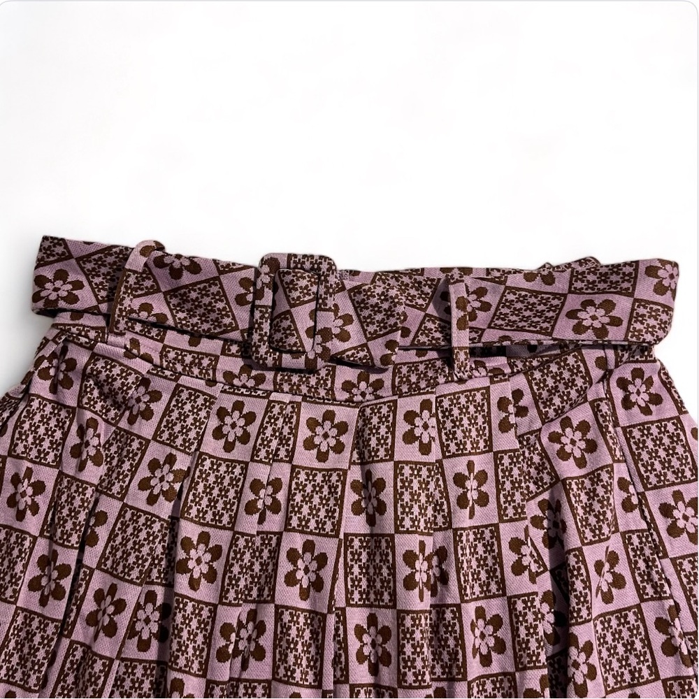 Just Polly Juniors' Printed Pleated Skirt - Mauve Flower, Size S, NWT - Picture 2 of 9
